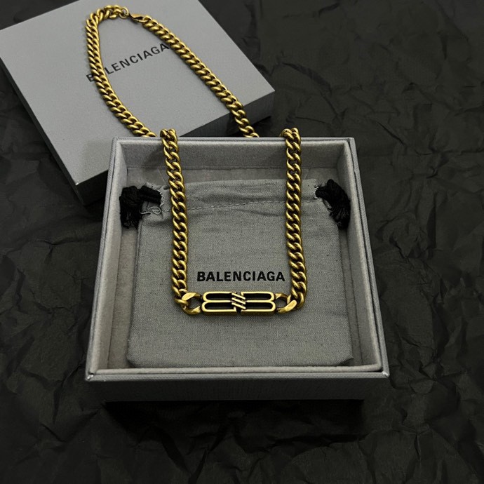 Balenciaga necklace 01lyr11